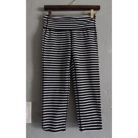 athleta crop pants Women's S,striped, Nylon, Licra, 26 Inch Waist Pretty - Picture 4 of 11